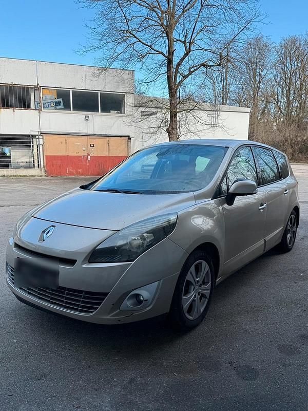 Gebraucht Renault Scenic E-Tech 96 PS (70 kW) 2012 Gold SUV