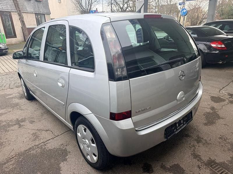 Gebraucht Opel Meriva 105 PS (77 kW) 2008 Silber Van / Kleinbus