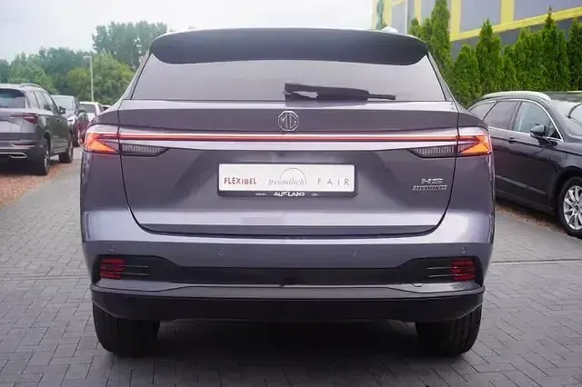 Neu MG HS Luxury 224 PS (164 kW) 2026 Grau SUV