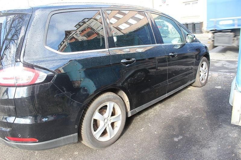 Gebraucht Ford Galaxy Titanium 150 PS (110 kW) 2016 Schwarz Van / Kleinbus