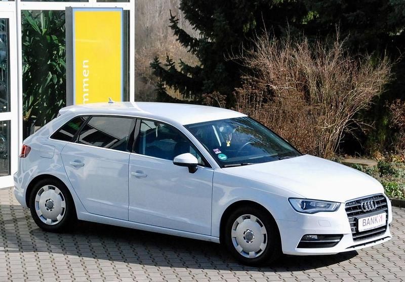 Gebraucht Audi A3 Ambition 122 PS (89 kW) 2013 Weiß Limousine