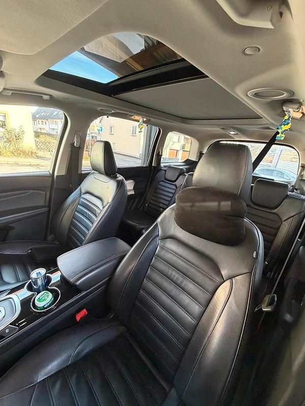 Gebraucht Ford Galaxy 241 PS (177 kW) 2019 Grau Van / Kleinbus