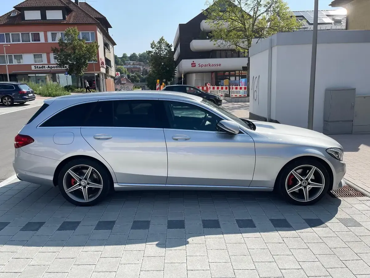 Gebraucht Mercedes C250 Avantgarde 204 PS (150 kW) 2015 Grau Kombi