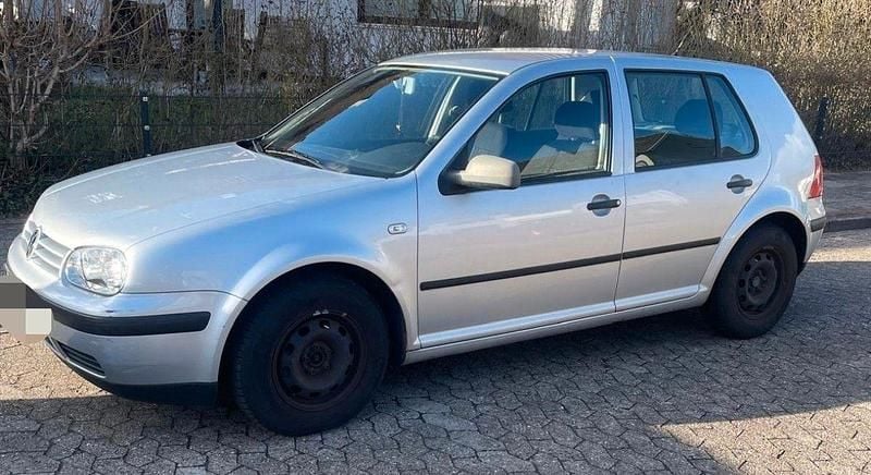 Gebraucht VW Golf IV Basis 102 PS (75 kW) 2001 Silber Limousine