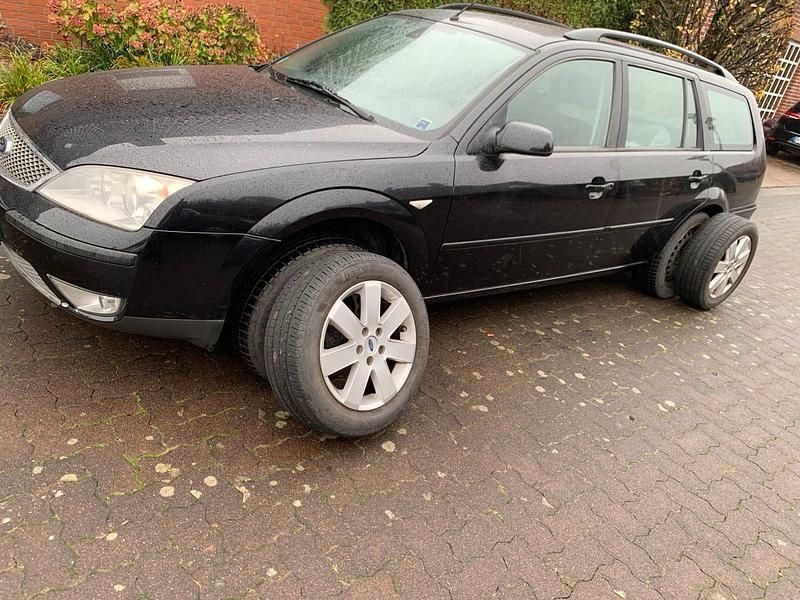 Schwarz Gebraucht 2005 Ford Mondeo Kombi | 1.850 € (Teuer) - Bild 1/4