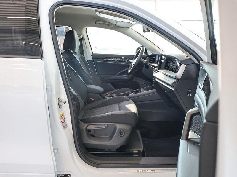 Neu VW Tayron Elegance 150 PS (110 kW) 2025 Weiß SUV