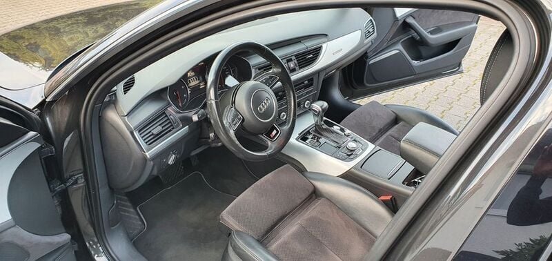 Gebraucht Audi A6 Ambiente 313 PS (230 kW) 2012 Grau Kombi