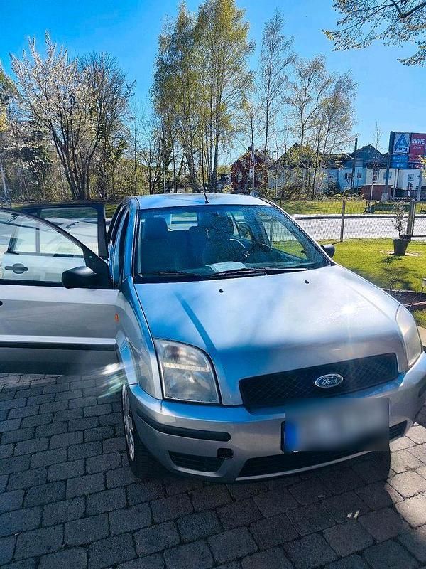 Gebraucht Ford Fusion Ambiente 80 PS (58 kW) 2005 Silber Kleinwagen