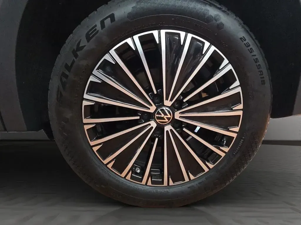Gebraucht VW Tiguan Elegance 193 PS (141 kW) 2025 Weiß SUV
