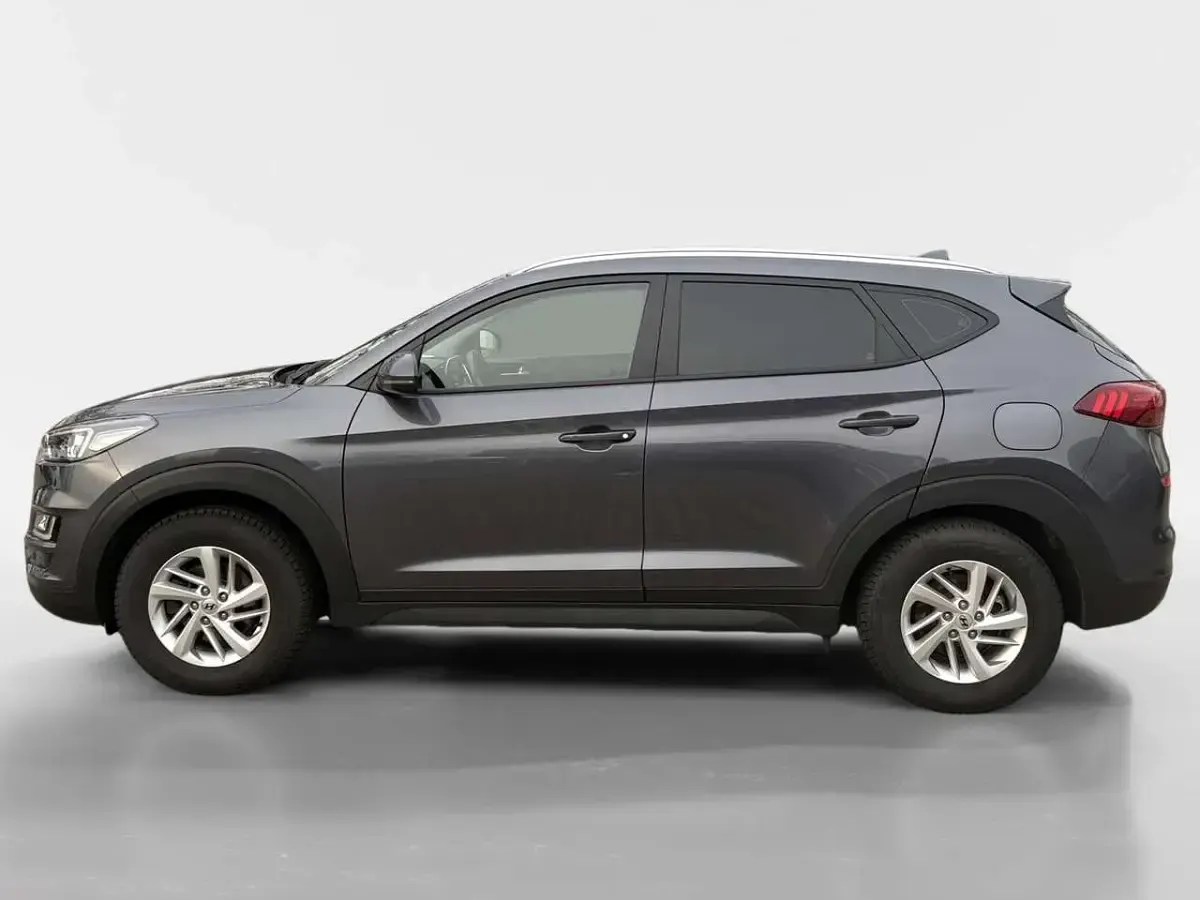 Gebraucht Hyundai Tucson 136 PS (100 kW) 2020 Grau SUV