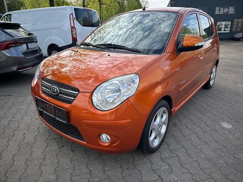 Second-hand Kia Picanto 65 CP (47 kW) 2009 Portocaliu Hatchback