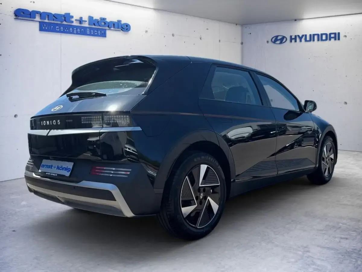 Neu Hyundai Ioniq 5 Dynamiq 167 kW (228 PS) 2026 Schwarz SUV
