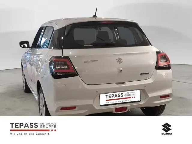 Neu Suzuki Swift Club 83 PS (61 kW) 2026 Weiss Kleinwagen