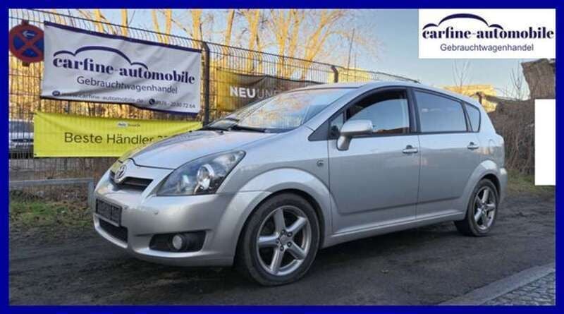 Silber Gebraucht 2007 Toyota Corolla Verso SR Van / Kleinbus | 2.950 € (Guter Preis) - Bild 1/4
