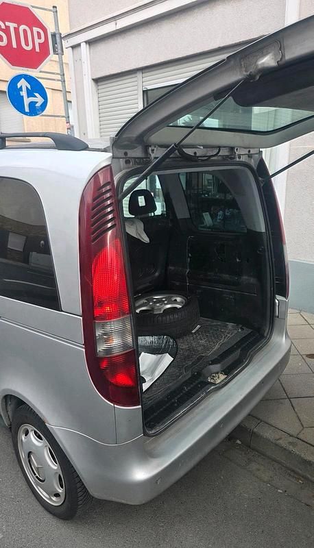 Gebraucht Mercedes Vaneo 95 PS (69 kW) 2004 Grau Van / Kleinbus