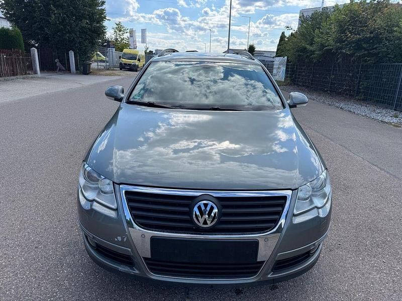 Grün Gebraucht 2008 VW Passat Comfortline Kombi | 1.850 € (Superpreis) - Bild 1/4
