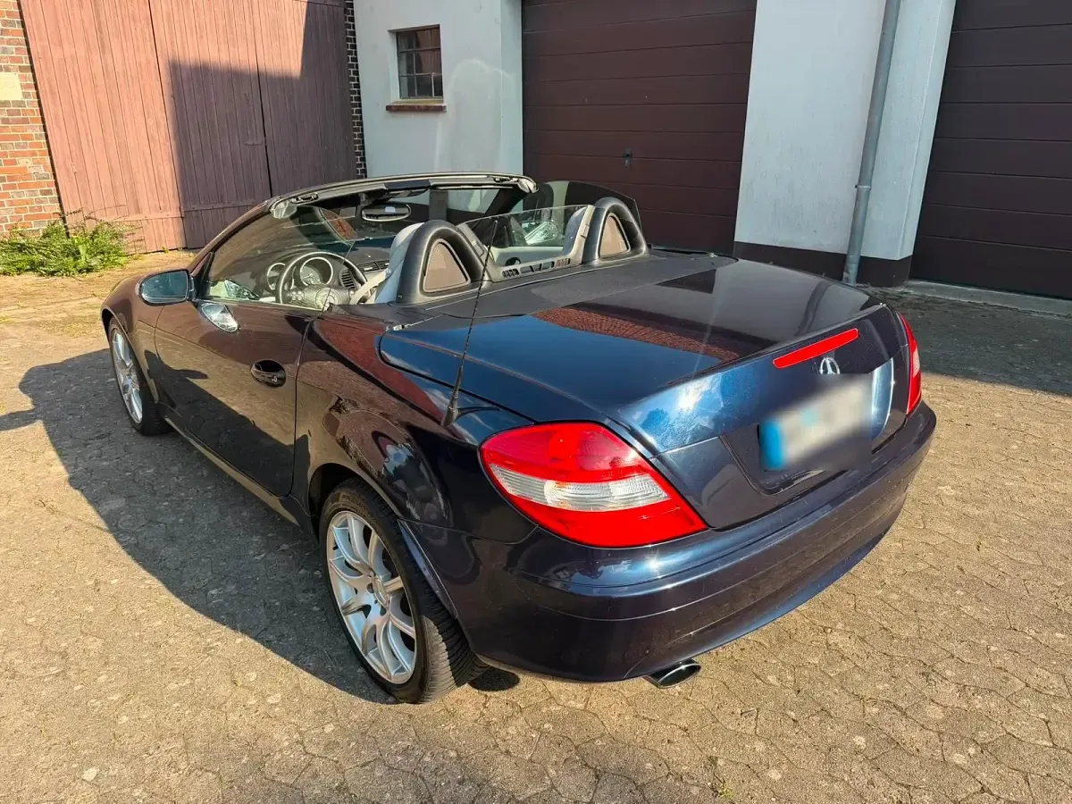 Gebraucht Mercedes SLK280 231 PS (169 kW) 2005 Blau Cabrio