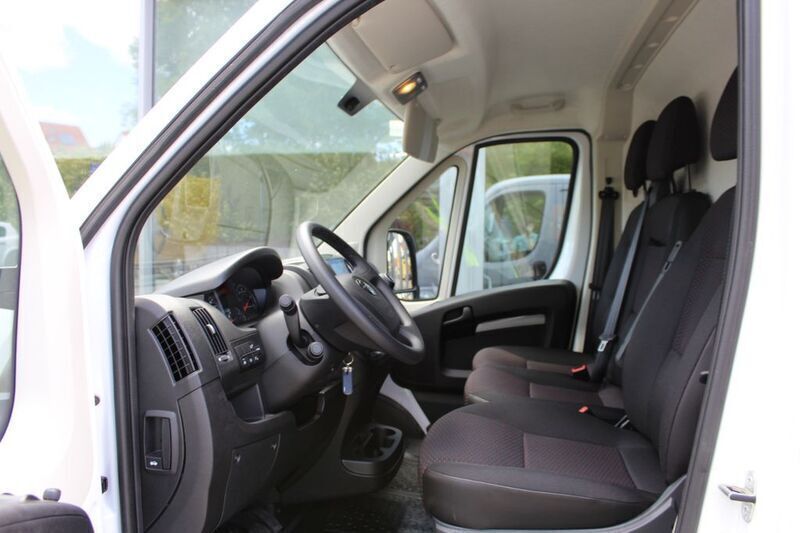 Gebraucht Opel Movano 120 PS (88 kW) 2024 Weiß Van