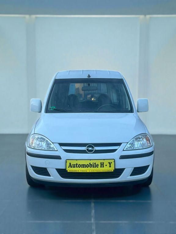 Gebraucht Opel Combo Edition 97 PS (71 kW) 2006 Weiß Van / Kleinbus