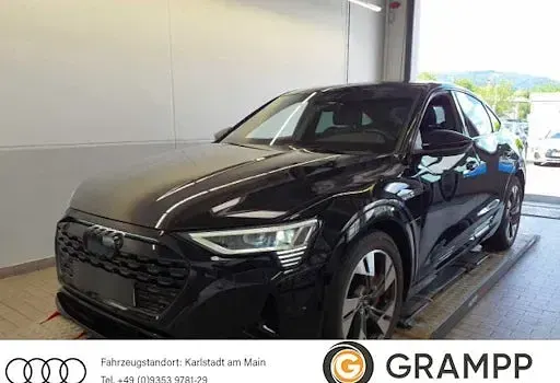 Gebraucht Audi Q8 Sportback e-tron Advanced Plus 250 kW (340 PS) 2023 Schwarz SUV