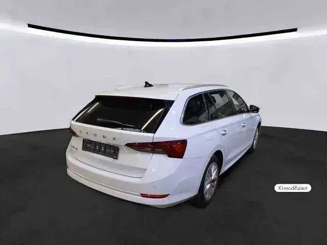 Gebraucht Skoda Octavia Style 150 PS (110 kW) 2021 Moonweiß perleffekt (metallic) Limousine