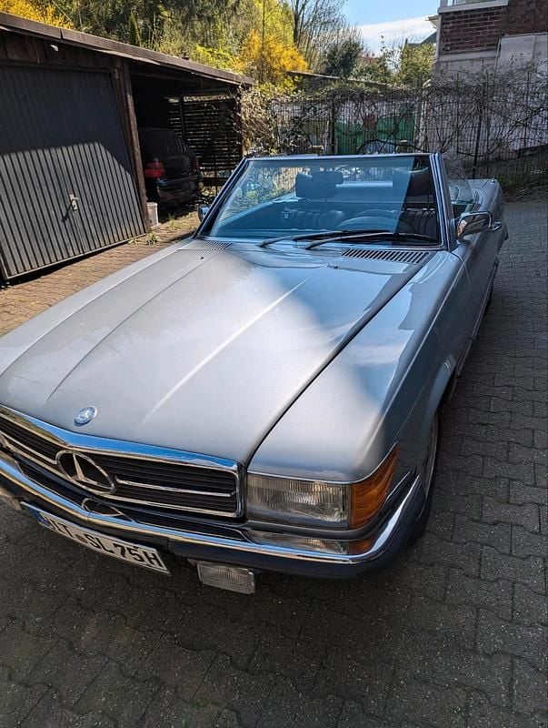 Silber Gebraucht 1975 Mercedes SL450 Cabrio | 23.000 € - Bild 1/4
