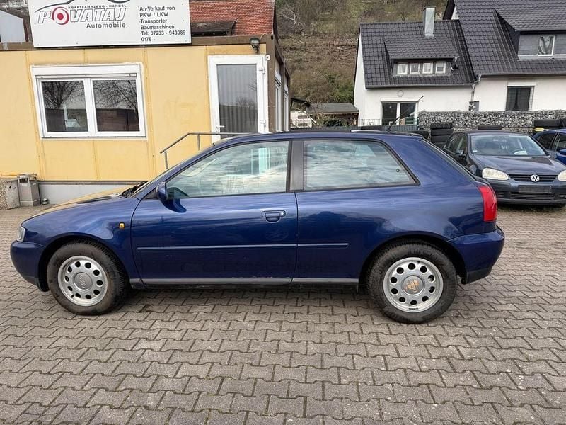 Gebraucht Audi A3 90 PS (66 kW) 1998 Blau Kleinwagen