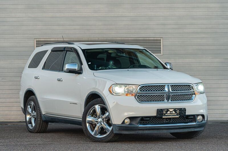 Beige Gebraucht 2013 Dodge Durango SUV | 13.900 € - Bild 1/4