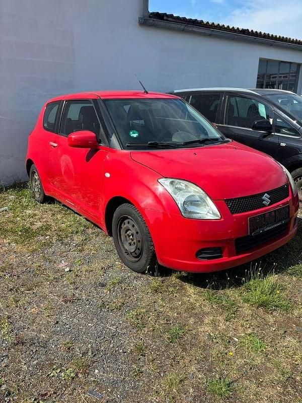Rot Gebraucht 2006 Suzuki Swift Kleinwagen | 1.200 € (Fairer Preis) - Bild 1/4