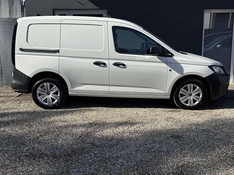 Gebraucht VW Caddy Basis 122 PS (89 kW) 2021 Weiß Van / Kleinbus