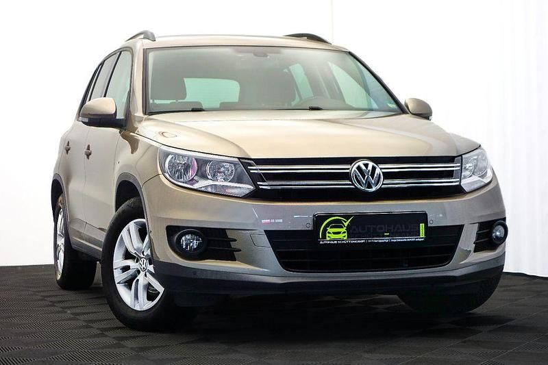 Beige Gebraucht 2014 VW Tiguan Trendline SUV | 10.496 € (Guter Preis) - Bild 1/4