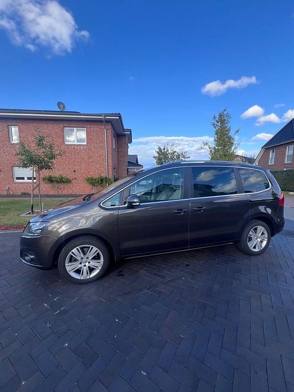 Gebraucht Seat Alhambra Ecomotive 140 PS (102 kW) 2014 Braun Van / Kleinbus