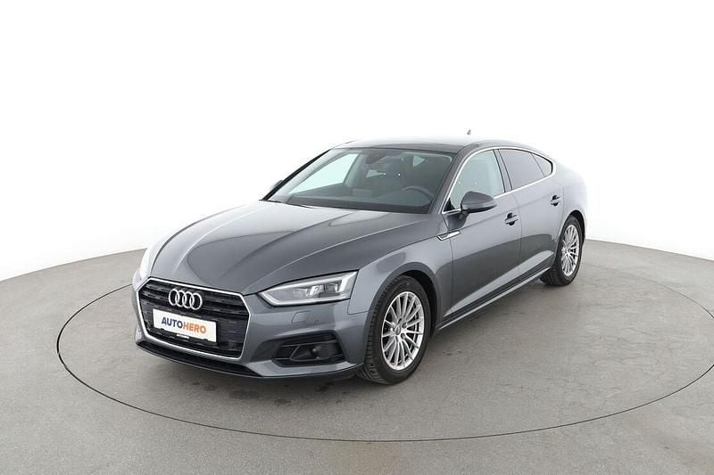 Grau Gebraucht 2019 Audi A5 Sportback Limousine | 24.360 € (Superpreis) - Bild 1/3