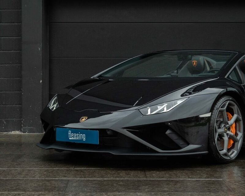 Second-hand Lamborghini Huracán 610 CP (448 kW) 2021 Negru Cabrio