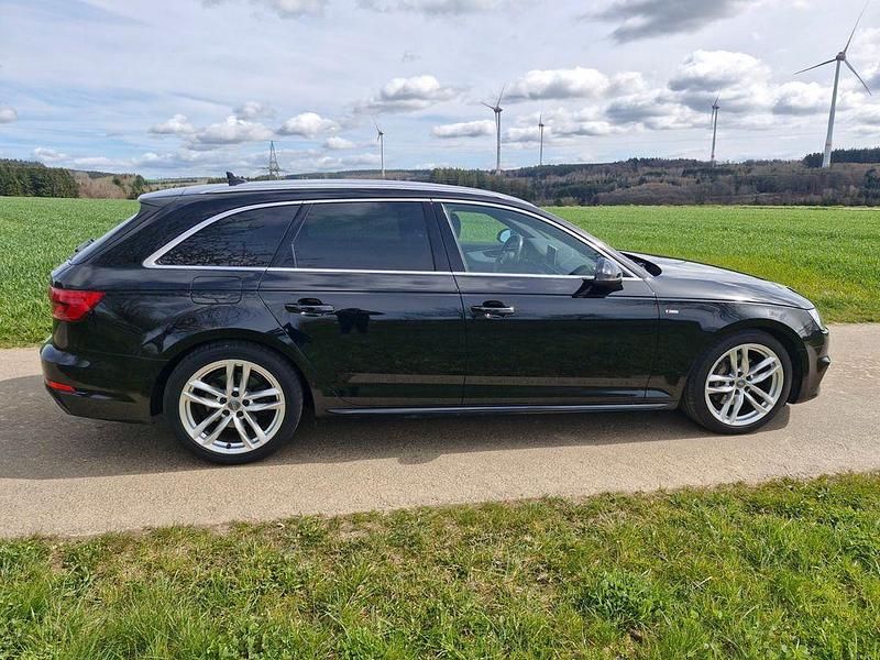 Gebraucht Audi A4 Sport 190 PS (139 kW) 2016 Schwarz Kombi