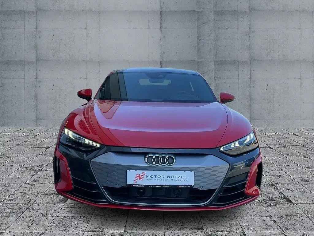 Gebraucht Audi e-tron GT quattro Sport 350 kW (476 PS) 2022 Rot Limousine