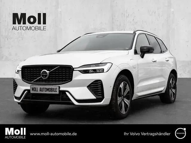 Weiss Gebraucht 2023 Volvo XC60 Plus SUV | 48.980 € (Fairer Preis) - Bild 1/4