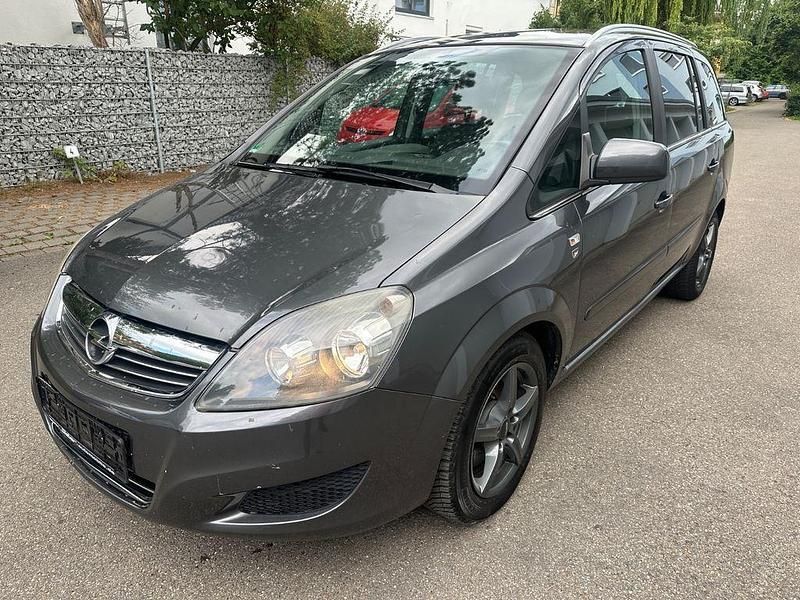 Grau Gebraucht 2010 Opel Zafira Edition Van / Kleinbus | 2.400 € (Guter Preis) - Bild 1/4
