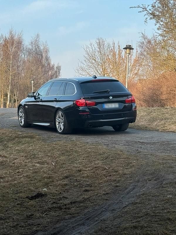 Gebraucht BMW 535 M Sport 313 PS (230 kW) 2013 Schwarz Kombi