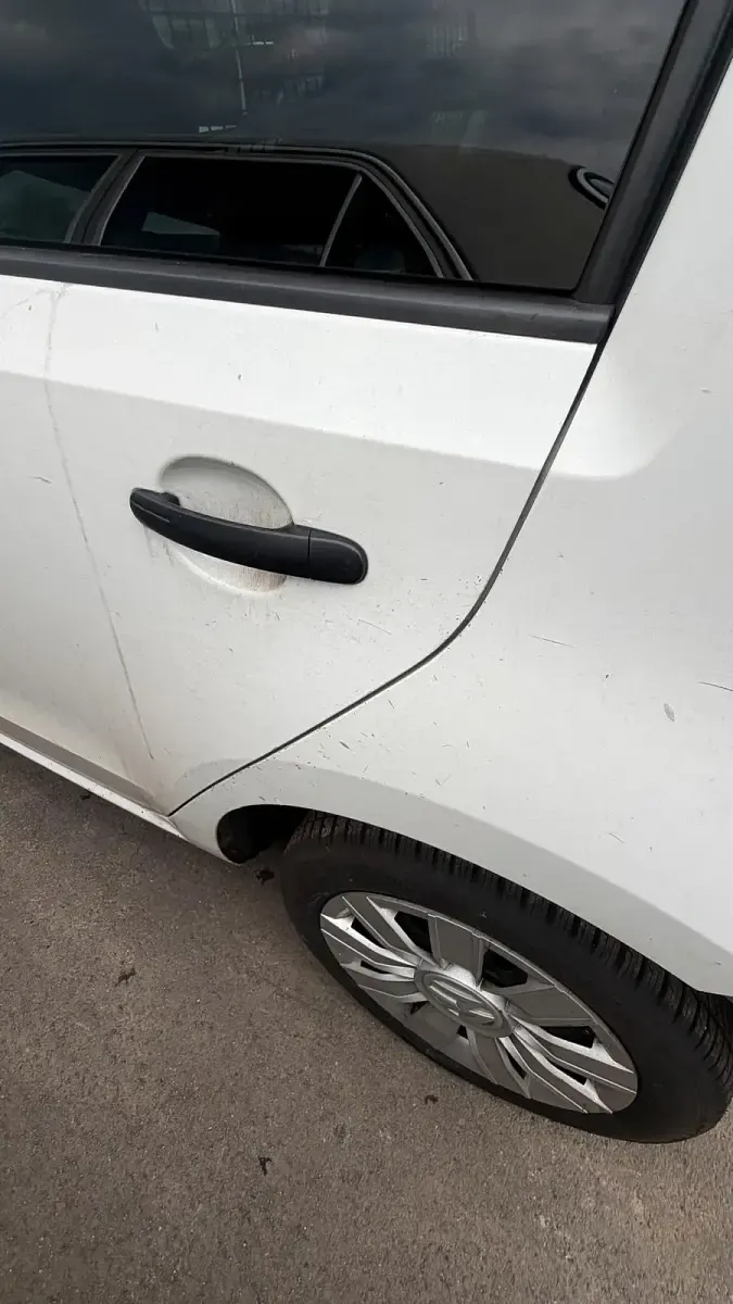 Używany VW up! 60 KM (44 kW) 2018 Biały Hatchback