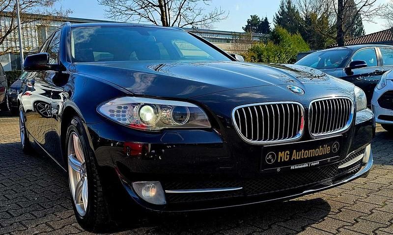 Gebraucht BMW 520 Shadowline 184 PS (135 kW) 2012 Schwarz Kombi
