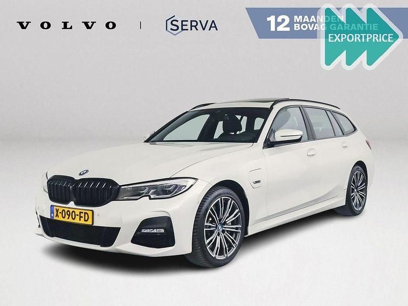 Gebraucht BMW 330e 292 PS (214 kW) 2022 Weiß Kombi