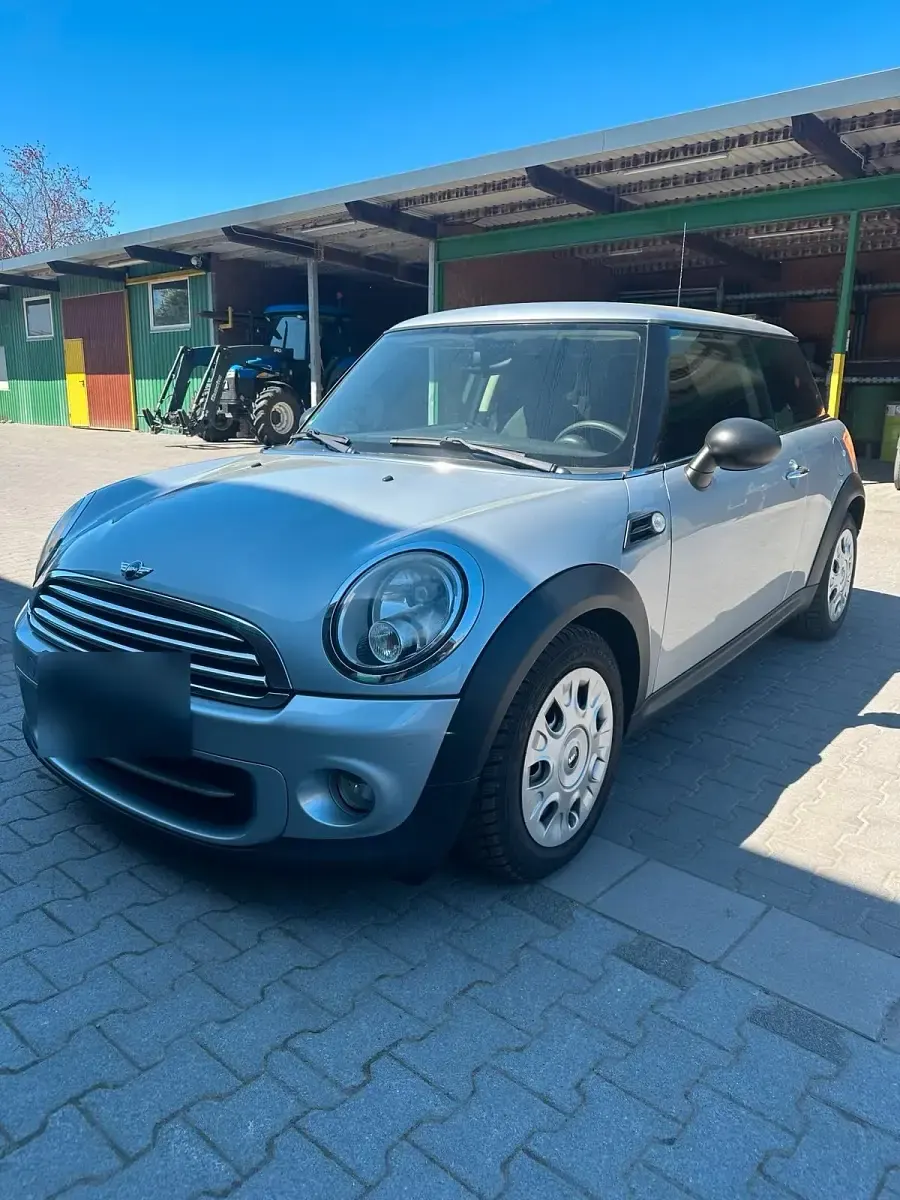 Używany Mini One D 90 KM (66 kW) 2011 Srebrny Hatchback