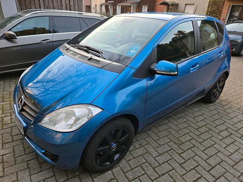 Gebraucht Mercedes A150 95 PS (69 kW) 2008 Blau Kleinwagen