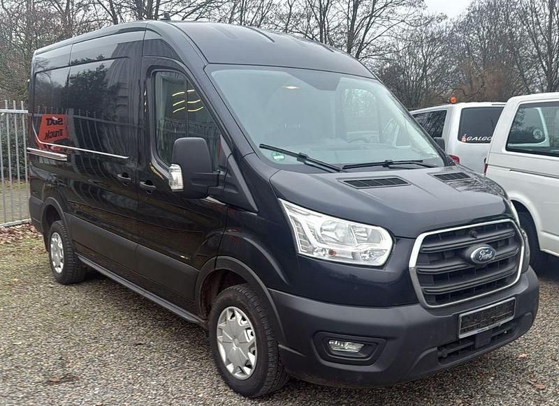 Gebraucht Ford Transit Trend 105 PS (77 kW) 2021 Schwarz Van / Kleinbus