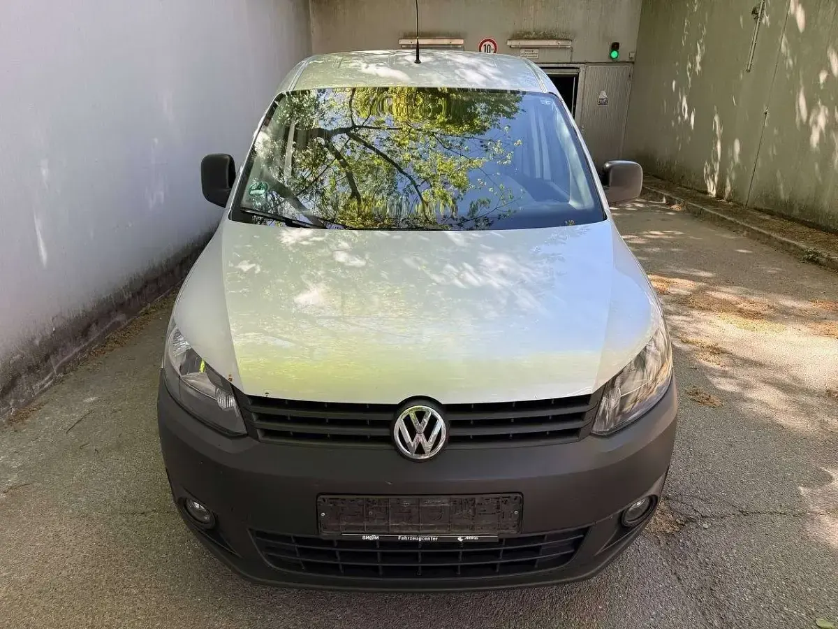 Second-hand VW Caddy Maxi 149 CP (109 kW) 2013 Argintiu Monovolum