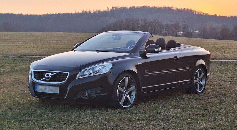 Schwarz Gebraucht 2012 Volvo C70 Cabrio | 8.800 € (Guter Preis) - Bild 1/4