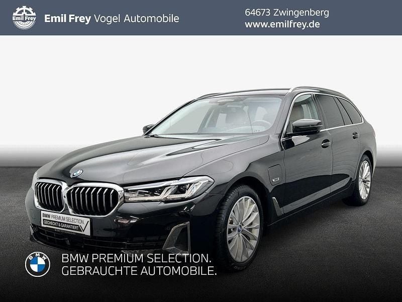 Schwarz Gebraucht 2022 BMW 530e Luxury Line Kombi | 33.290 € (Fairer Preis) - Bild 1/3
