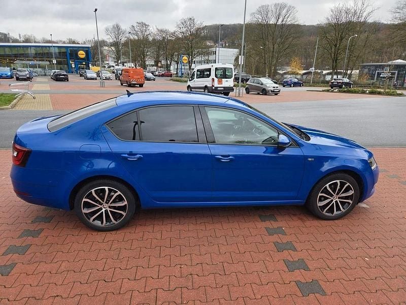 Gebraucht Skoda Octavia Soleil 116 PS (85 kW) 2019 Blau Limousine