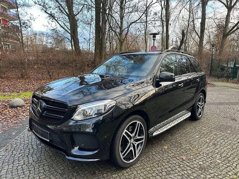Gebraucht Mercedes GLE450 AMG AMG 367 PS (269 kW) 2016 Schwarz SUV